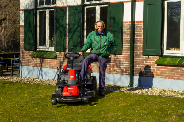 Nieuwe zitmaaier (05-03-2021)